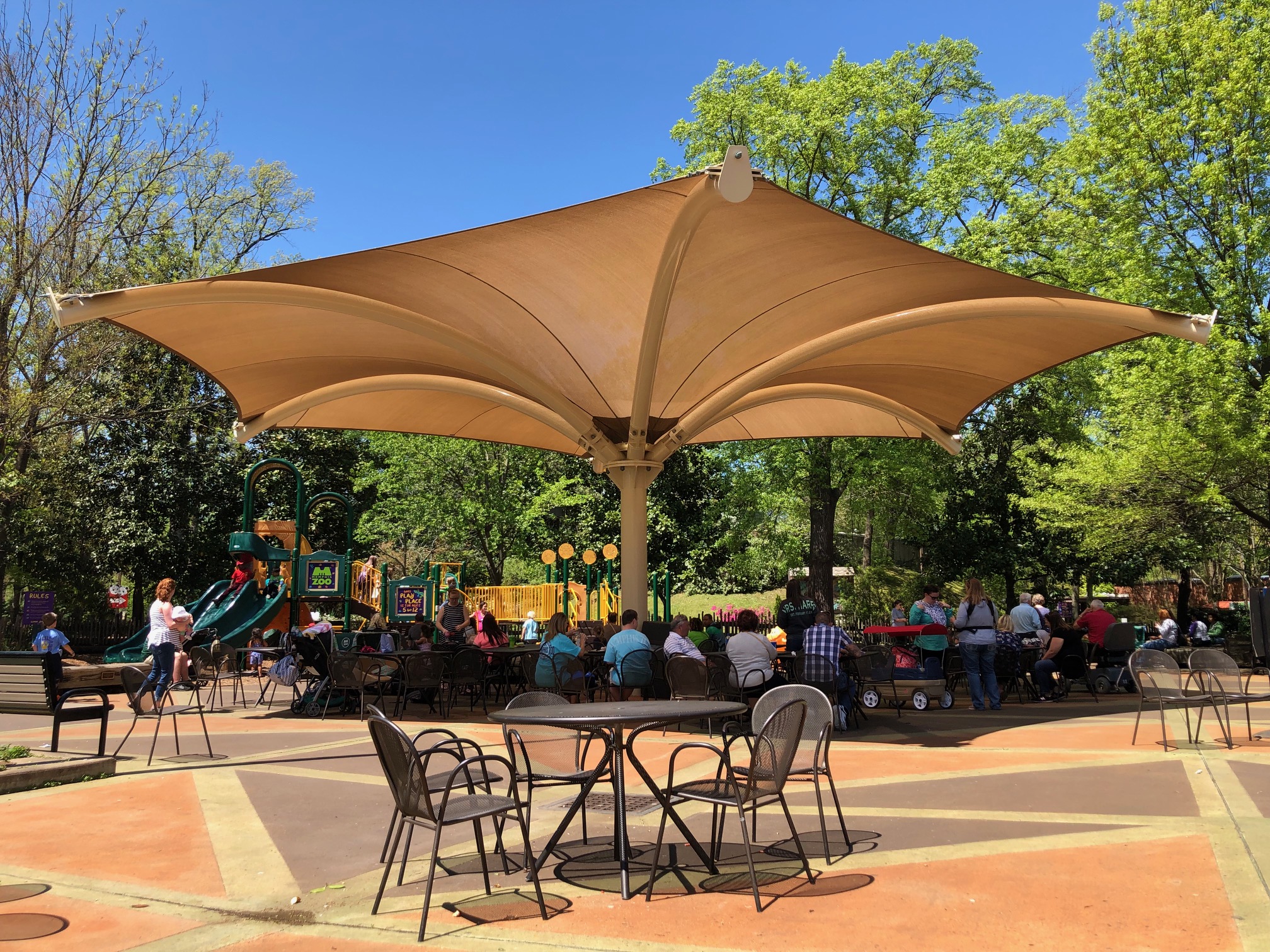 Custom shade canopy covering tables at Memphis Zoo